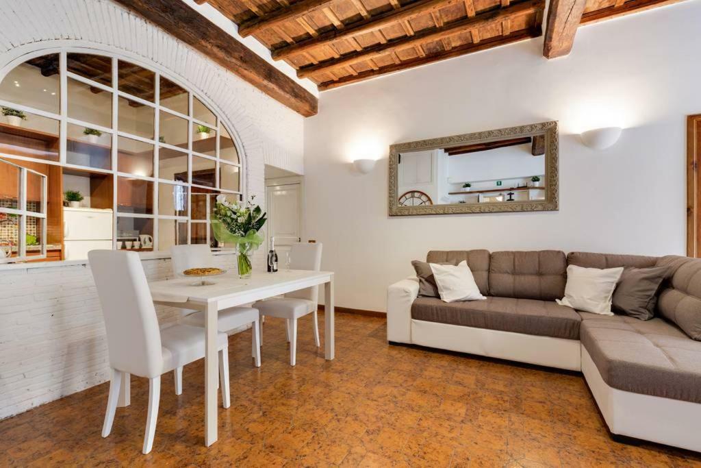 Arenula Luxury Apartment Róma Kültér fotó